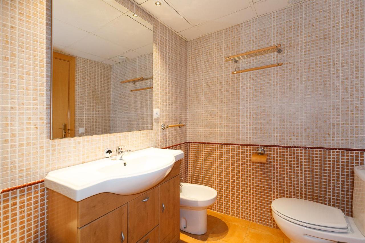 Uhc Aqua Family Complex Apartment ซาลอว์ ภายนอก รูปภาพ