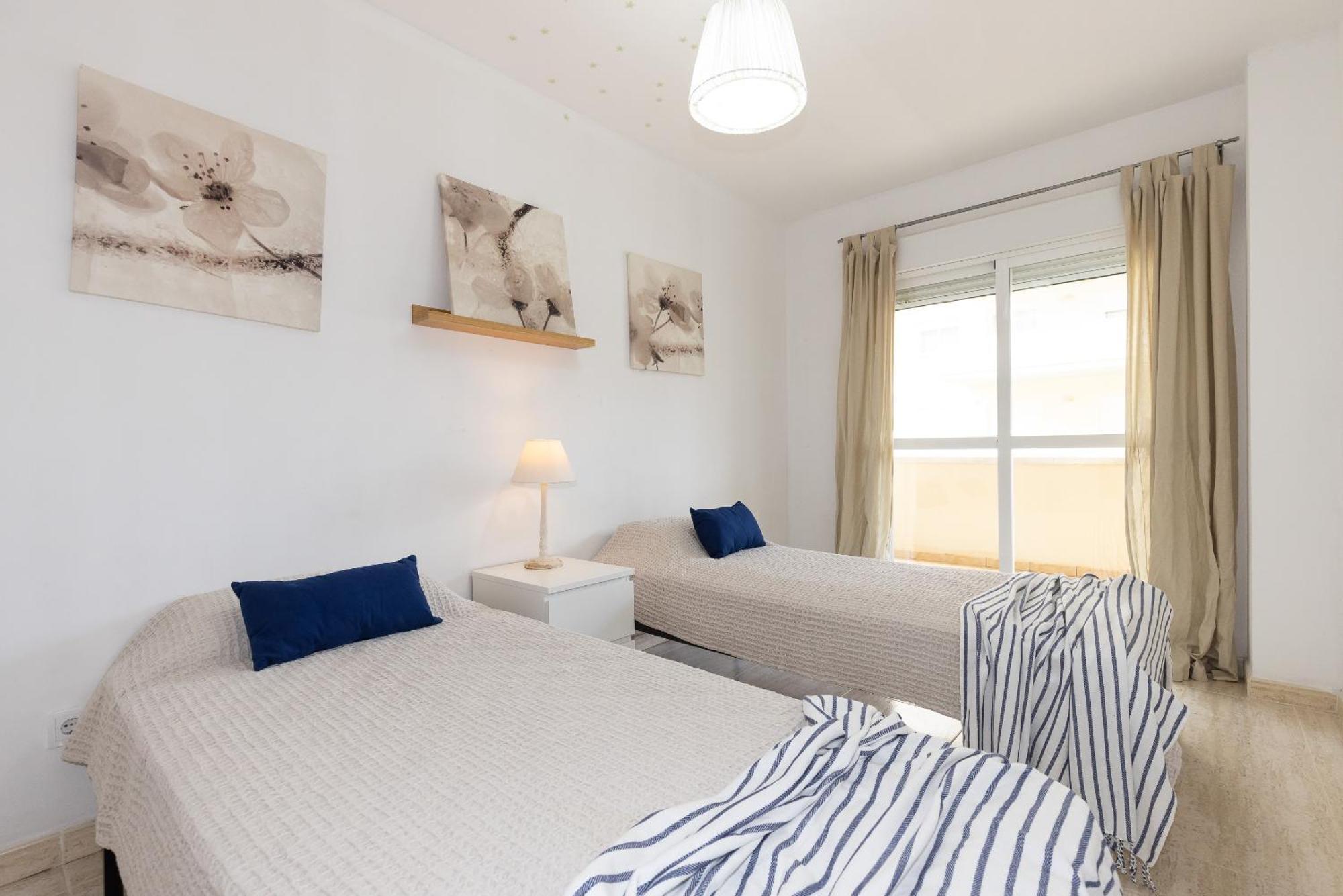 Uhc Aqua Family Complex Apartment ซาลอว์ ภายนอก รูปภาพ